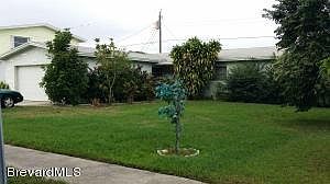 2nd image of 230 Viscount Ave