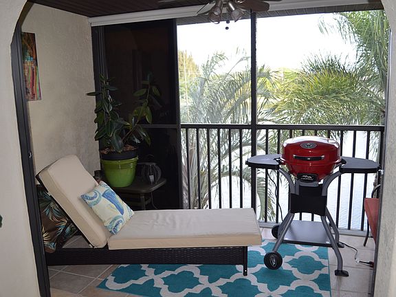 5th image of 4024 Oakview Dr APT 6
