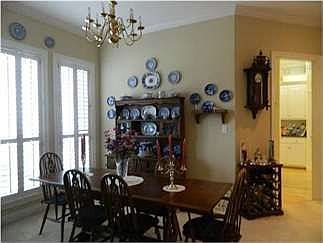 2nd image of 5943 Hermitage Dr
