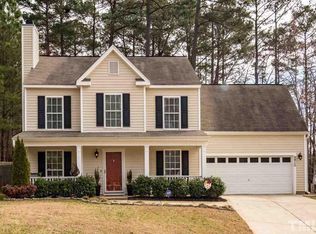 9912 Erinsbrook Dr, Raleigh, NC 27617