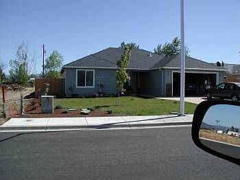 2nd image of 638 Ross Ln N