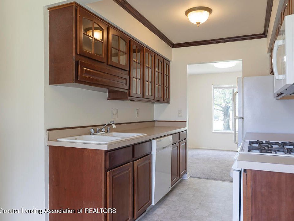 1985 Lac Du Mont Dr 15, Haslett, MI 48840 Zillow