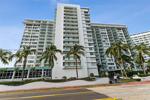 1000 West Ave Photo 1