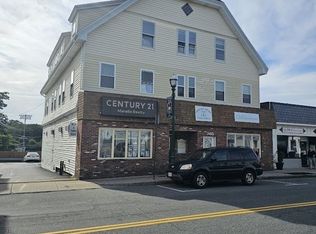 365 Washington St APT 5, Braintree, MA 02184