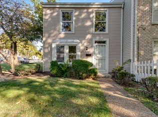 1201 S Williamsburg Rd, Country Club Hills, IL 60478