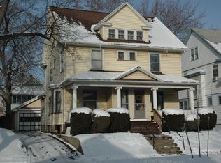 386 Hazelwood Ter, Rochester, NY 14609