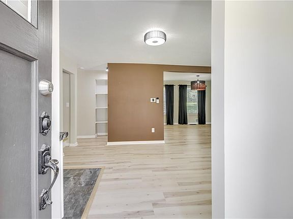 5th image of 3030 N 74th St