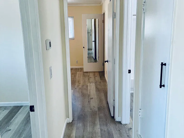 1129 N Barston Ave — Photo 15