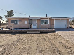 5005 Joshua Tree Ln, Phelan, CA 92371