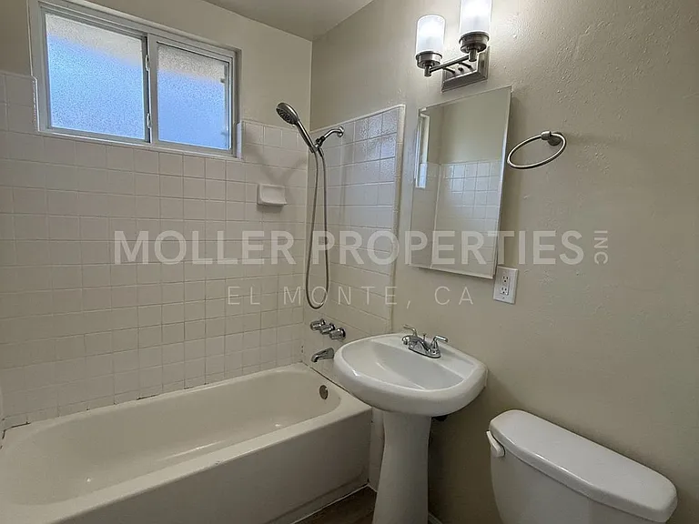 Morehouse 12208-12214 — Photo 7