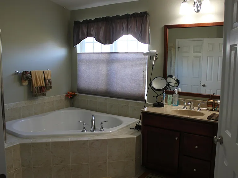 25570 Creekmore Ter — Photo 6