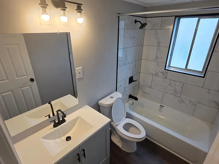Glendale Place Apartments 2 — Photo 26