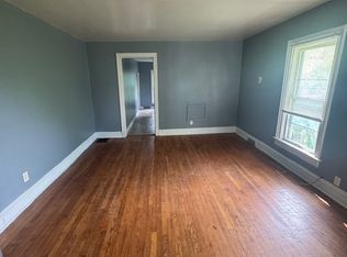 722 Staples Ave APT 3, Kalamazoo, MI 49007