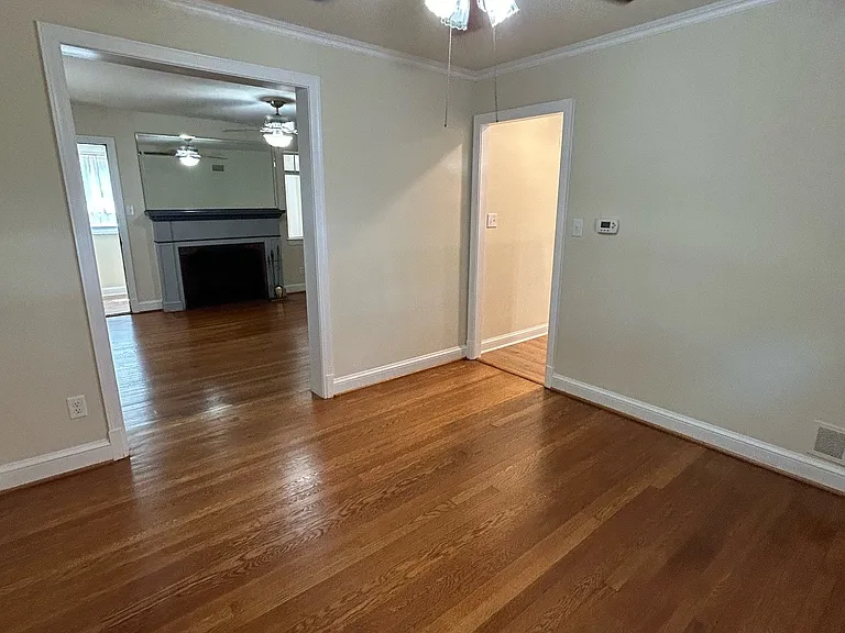 5323 Wilson Blvd — Photo 5