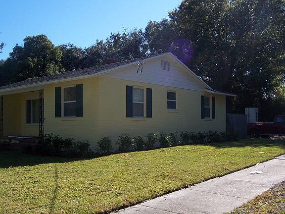 2nd image of 4374 Garibaldi Ave