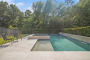 3 bed, 3.0 bath, 2878 sqft, $4,000 — Photo 2