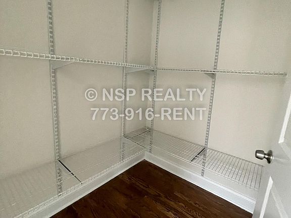 3rd image of 1310 W Lunt Ave APT 207