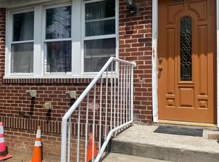 11115 205th St, Jamaica, NY 11412
