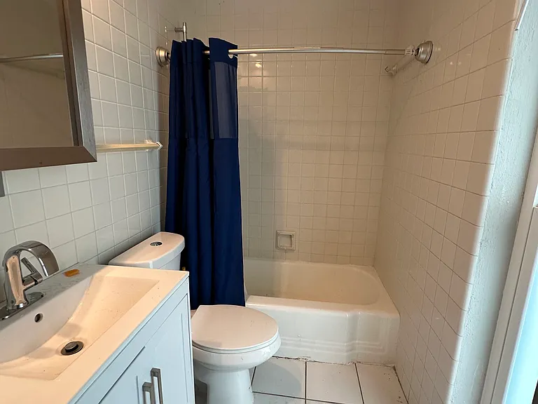 407 S Hillcrest Ave #407 — Photo 5