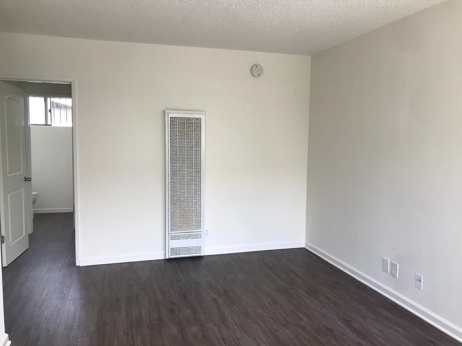 Studio, 625 sqft, $1,795 — Photo 2
