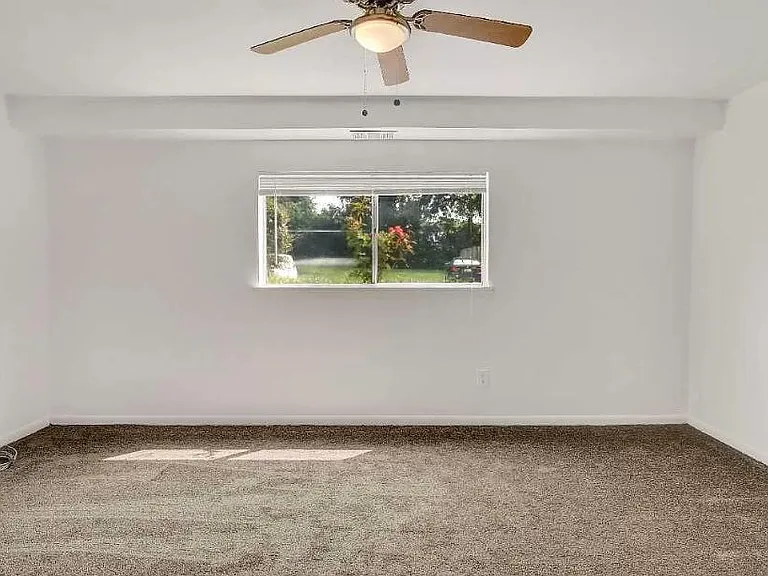 204 Cork Ln #T1 — Photo 12