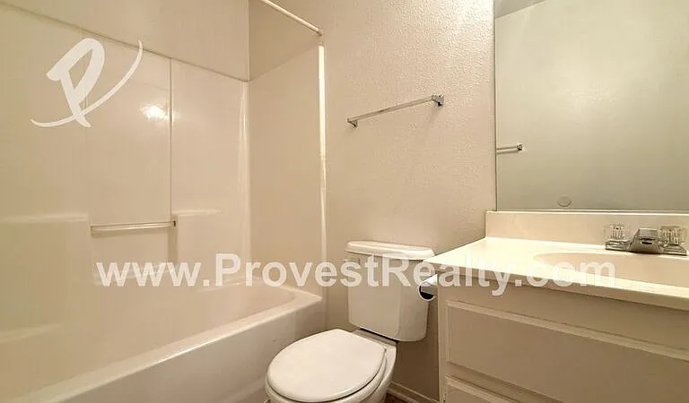 8914 I Ave #D — Photo 14