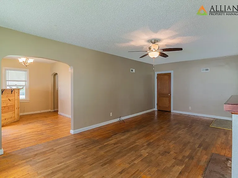 714 Thurston St — Photo 4