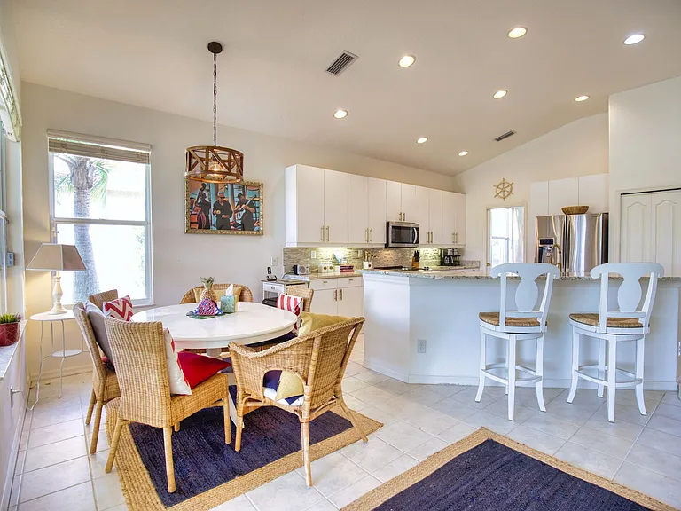 1520 San Ysidro Way — Photo 10