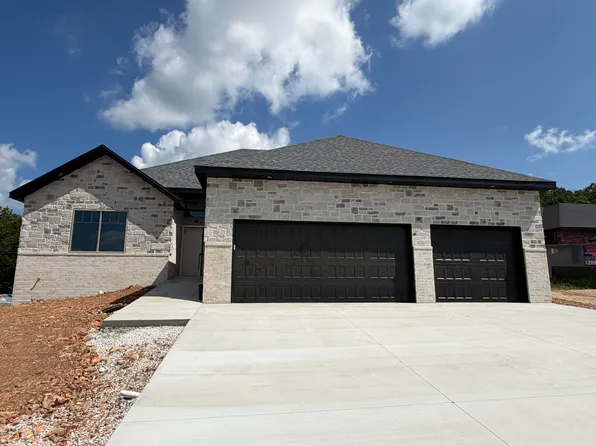 1765 W Gaslight Drive, Springfield, MO 65810