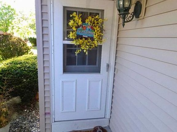 3rd image of 6103 Torrington Rd #6103