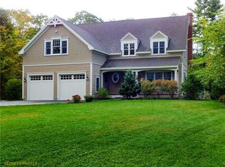 64 Cross Hill Rd, Cape Elizabeth, ME 04107