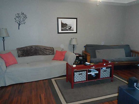 4th image of 269 English Ct