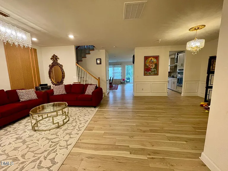 2523 Hutch Ln #1 — Photo 5