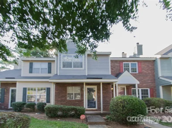 3625 Huyton Ct, Charlotte, NC 28215