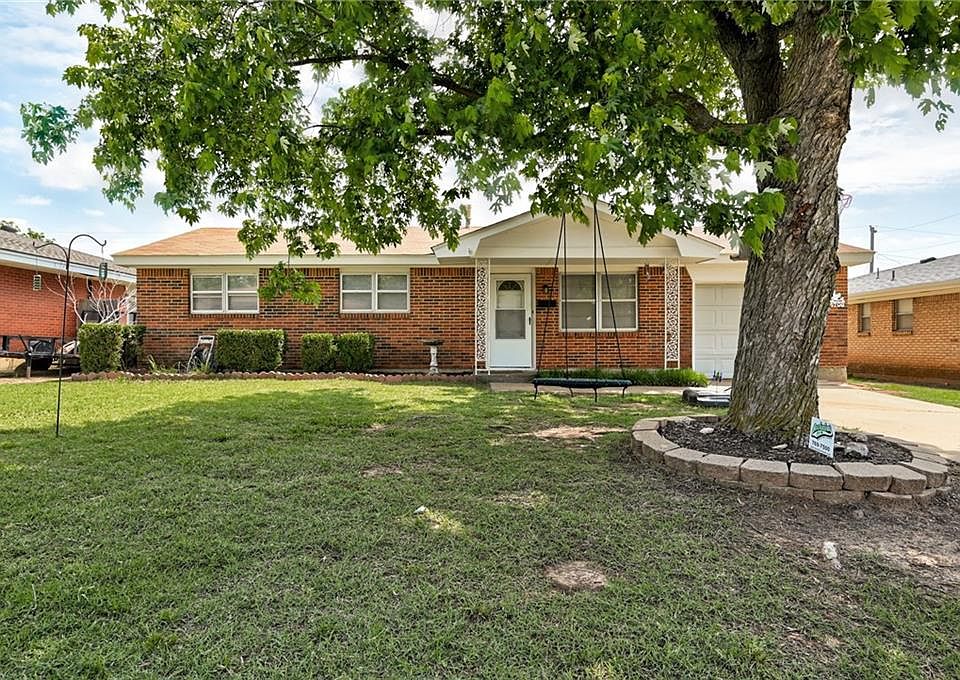 1st image of 4708 Leslie Dr