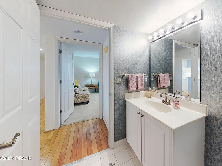 1 John Anderson Dr #Penthouse 7 — Photo 67