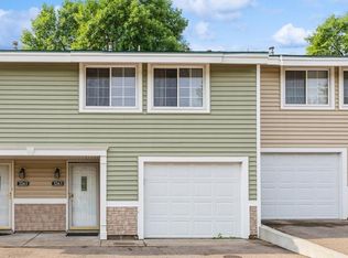 3263 Hill Ridge Dr #20, Saint Paul, MN 55121