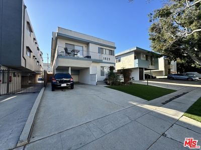 1823 Camden Ave, Los Angeles, CA, 90025