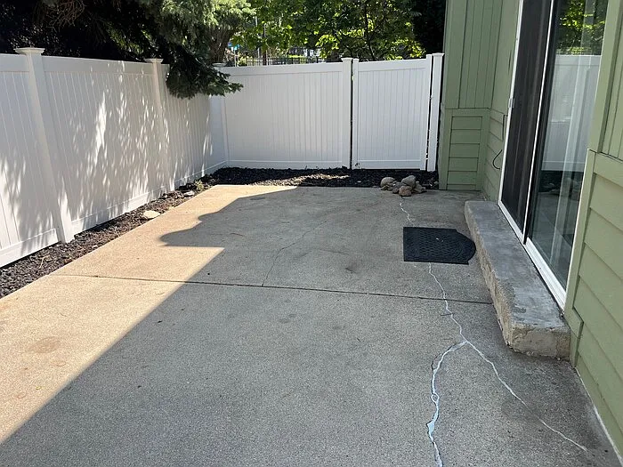 2224 S Claybourne Ave #A — Photo 12