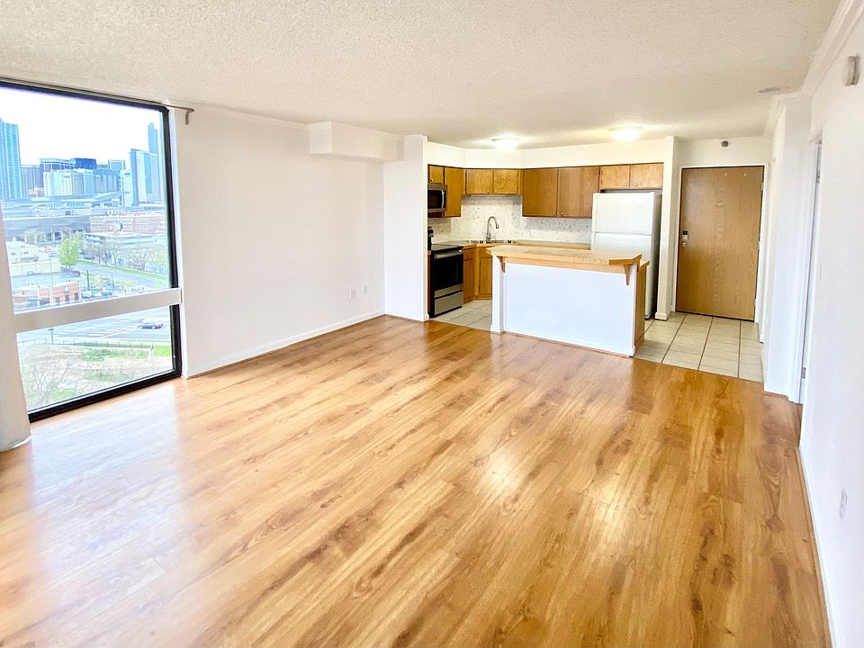 1st image of 1301 N Speer Blvd #903