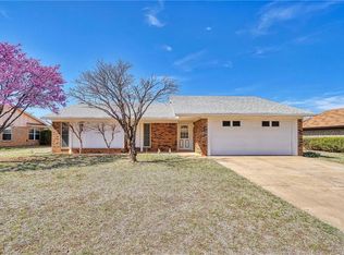 1429 Concord Ln, Altus, OK 73521