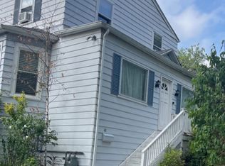 48 Dawn St, Fairfield, CT 06824