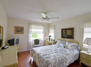 5617 Garden Lakes Dr, Bradenton, FL 34203
