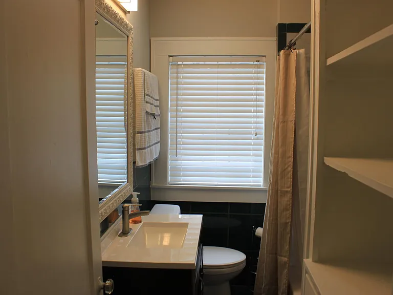 4720 Crawford St #2 — Photo 6