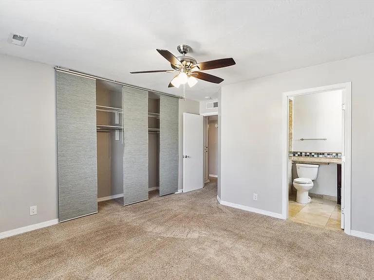 12912 Bryce Ave NE — Photo 22