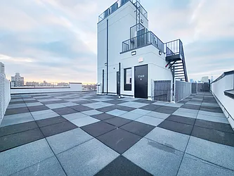 Rented by RELEASE NY