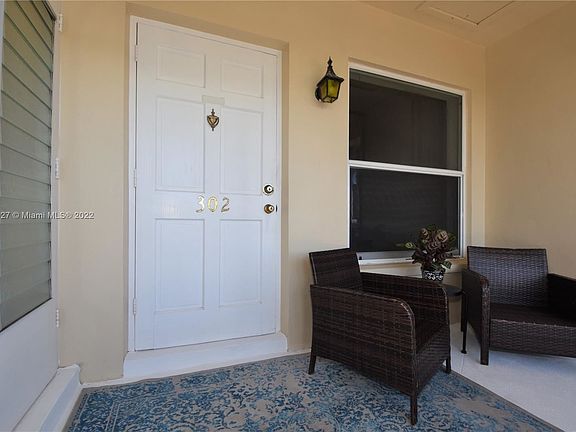 5th image of 601 Pine Dr APT 302