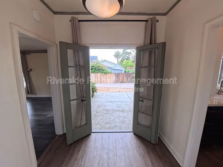 4566 Orange St #2 — Photo 9