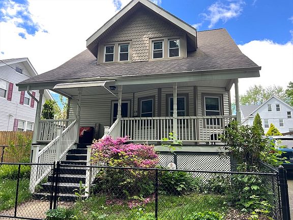 2nd image of 26 Byron St