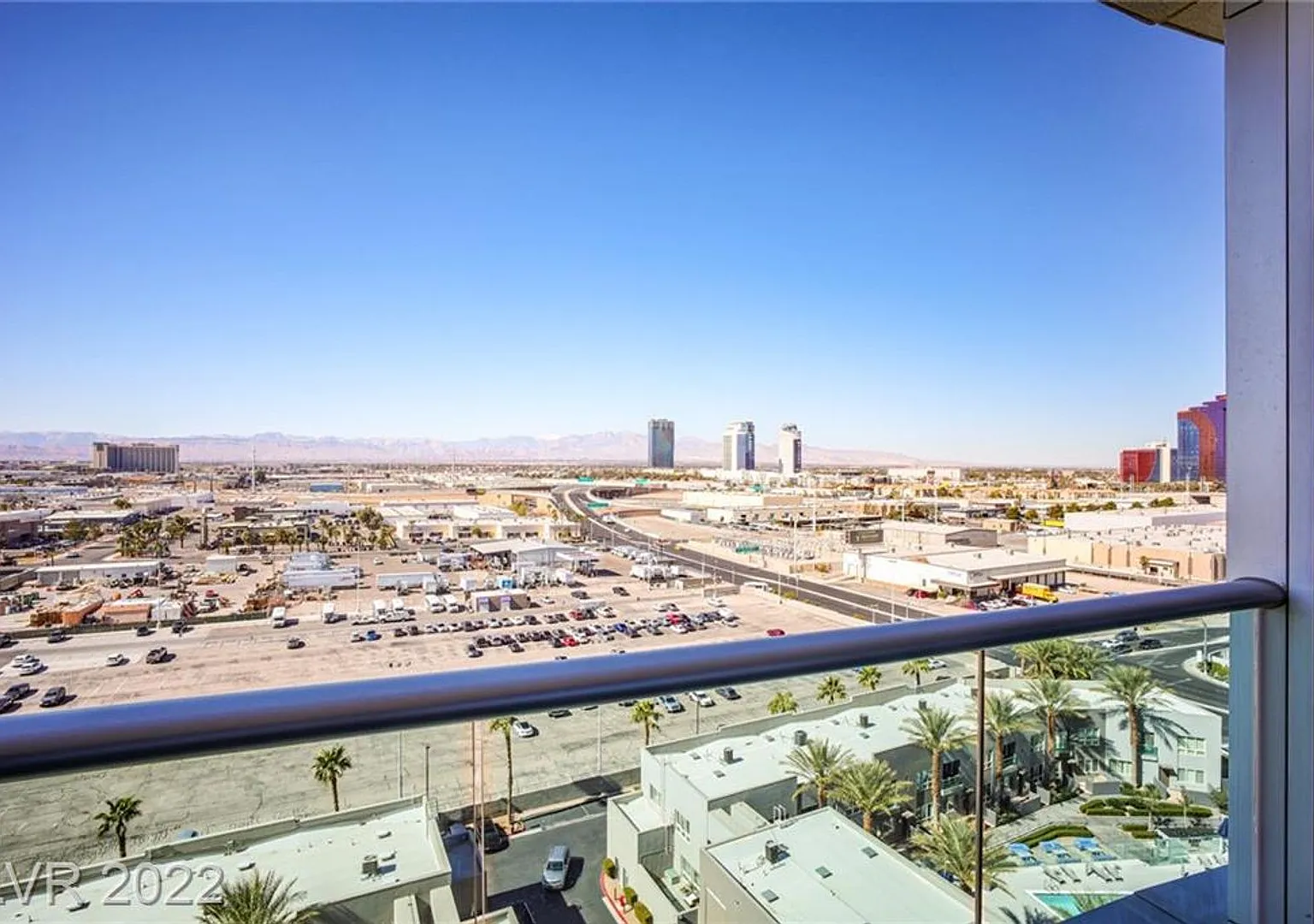 Amazing - Views, 2 Terraces, Fully Furnished And Ready For Move In — Photo 3